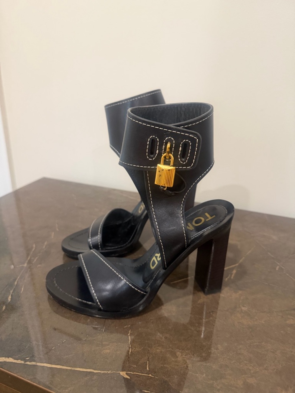 Tom Ford Black Leather Open-Toe Ankle-Cuff Heels with Gold Detail - Picture 2 of 4